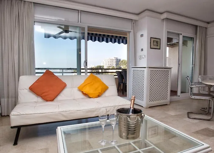 Апартаменты Capellans Vista Mar Салоу