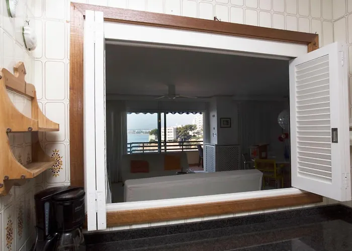 Capellans Vista Mar Салоу